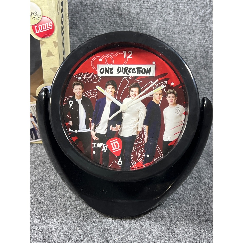 One Direction Clock Mirror - Picture 4 of 12